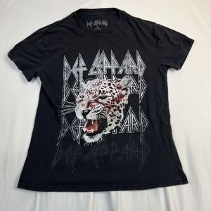 Def Leppard Graphic T-Shirt Black Leopard Print Rock Band Tee Mens Medium 2022